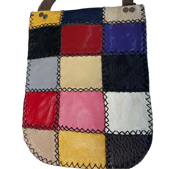 Handcrafted Leather Crossbody Bag - Picture 3 of 16